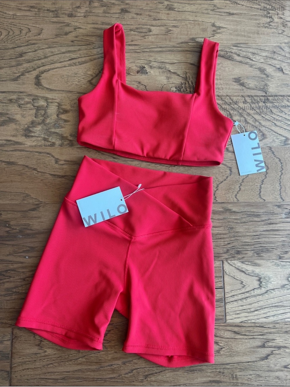WILO Cherry Red Sports Bra & High Waist V Short Set - Picture 1 of 6
